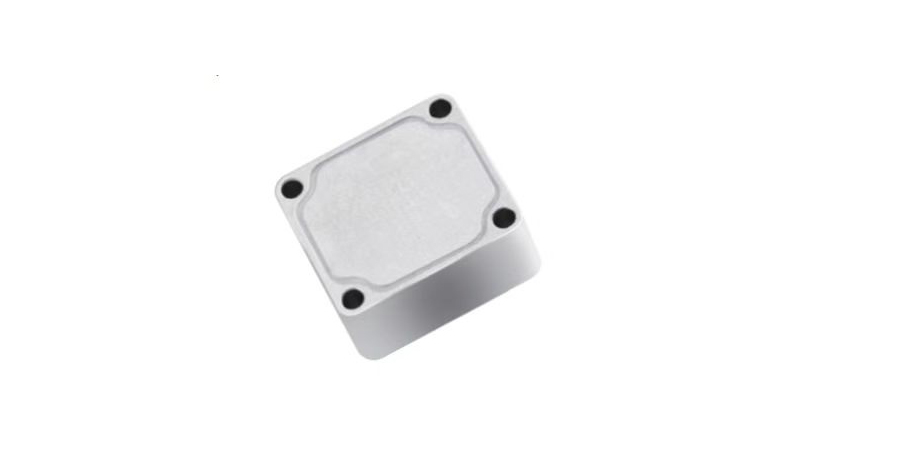 Three-axis MEMS accelerometer